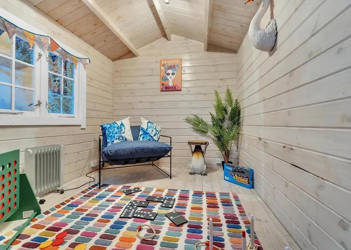 Beach Hut Hideaway By My Getaways